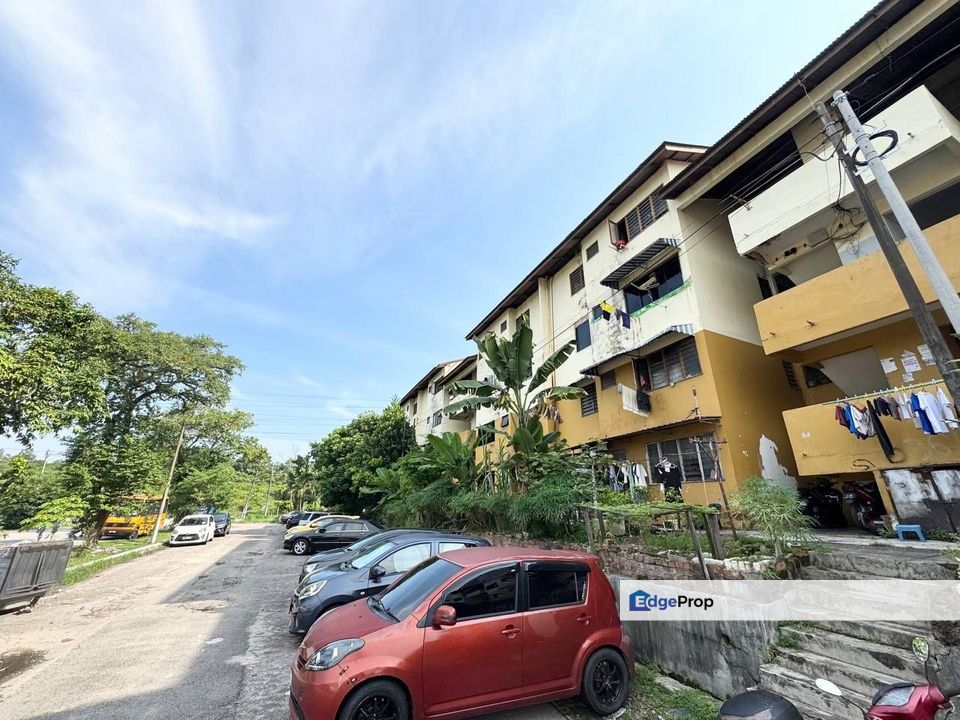 Full Loan Selesa Jaya Flat Good Condition 2 Bed Near Bus Stop Skudai, Johor, Skudai