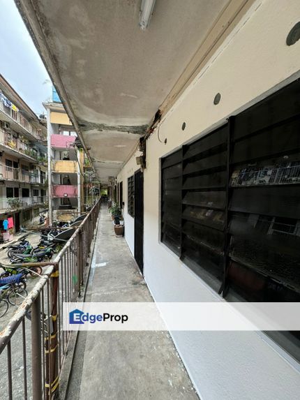 Full Loan Flat Cempaka Low Floor Original Condition Near Taman Johor, Johor, Johor Bahru