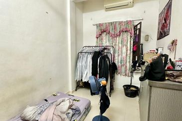 Taman Pulai Utama Flat