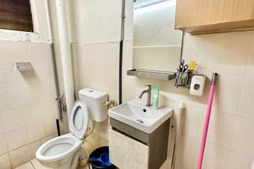 Taman Pulai Utama Flat