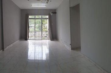 Ria 1 Apartment, Taman Megah Ria
