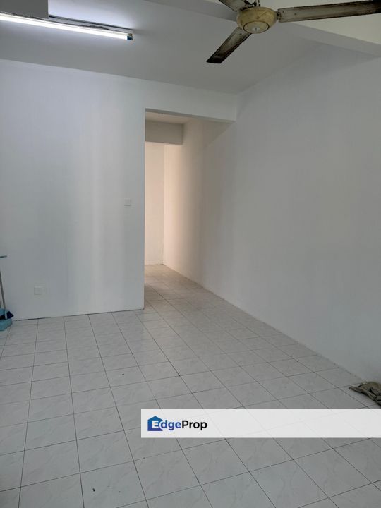 Full Loan Seri Alam @ Summer Park Town House Good Condition Masai, Johor, Masai