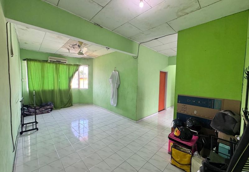 Sri Putra Apartments