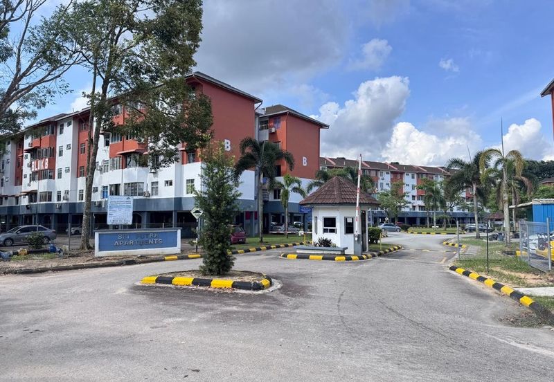 Sri Putra Apartments