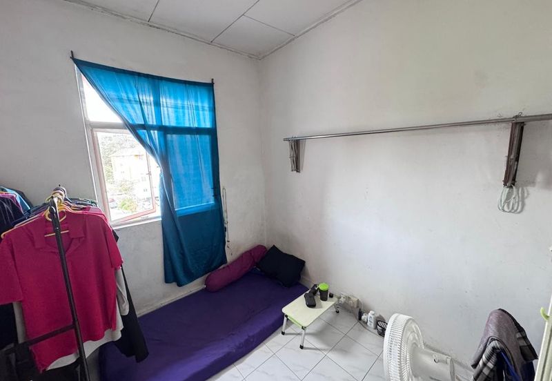 Sri Putra Apartments