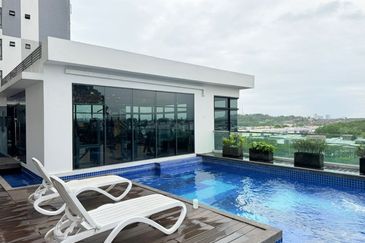 D'Summit Residences @ Kempas Utama