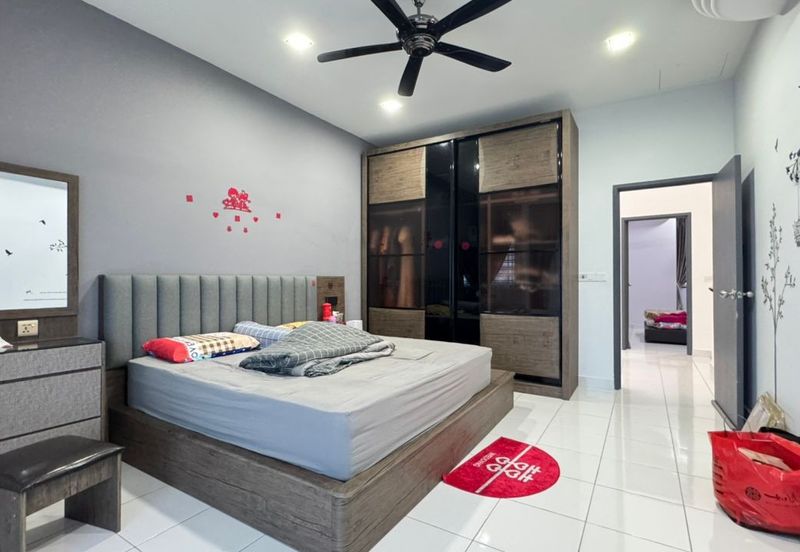 Meridin East The Greenway & The Eden