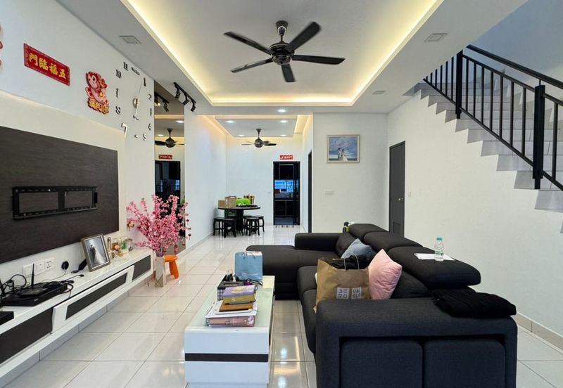 Meridin East The Greenway & The Eden