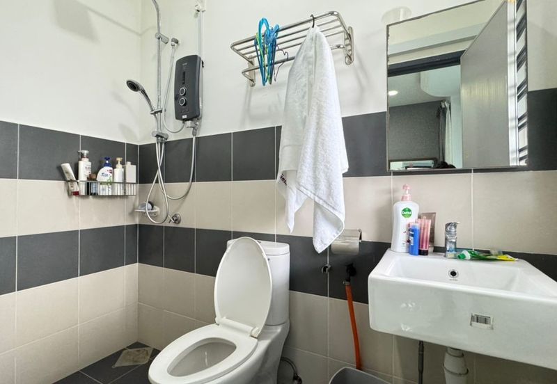 Meridin East The Greenway & The Eden