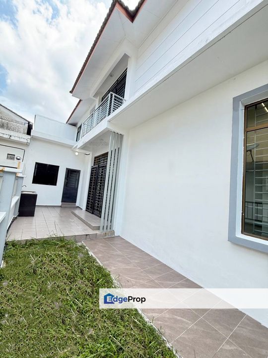 Low Deposit Pasir Gudang Taman Scientex Renovated Cluster Double Store, Johor, Pasir Gudang