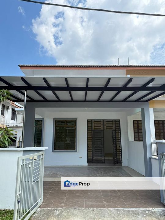 Low Deposit Pasir Gudang Taman Scientex Renovated Cluster Double Store, Johor, Pasir Gudang