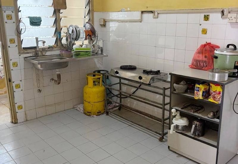 Ria 1 Apartment, Taman Megah Ria