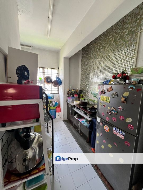 Full Loan Flat @ Mutiara Rini Jalan Jasa Well Maintain Near Tun Aminah, Johor, Skudai