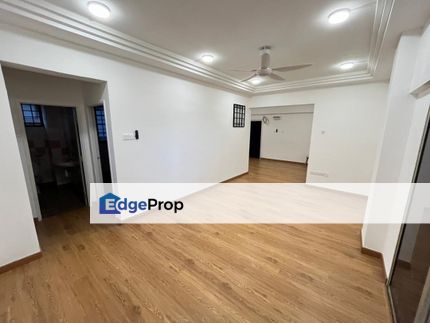 Full Loan Larkin @ Sri Impian Renovated 3 Bed Near To Bus Stop Ciq , Johor, Johor Bahru