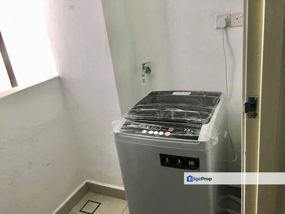 Below Market Twin Galaxy (Dwi Galaksi) 2 Bed Full Furnished Near Ciq, Johor, Johor Bahru