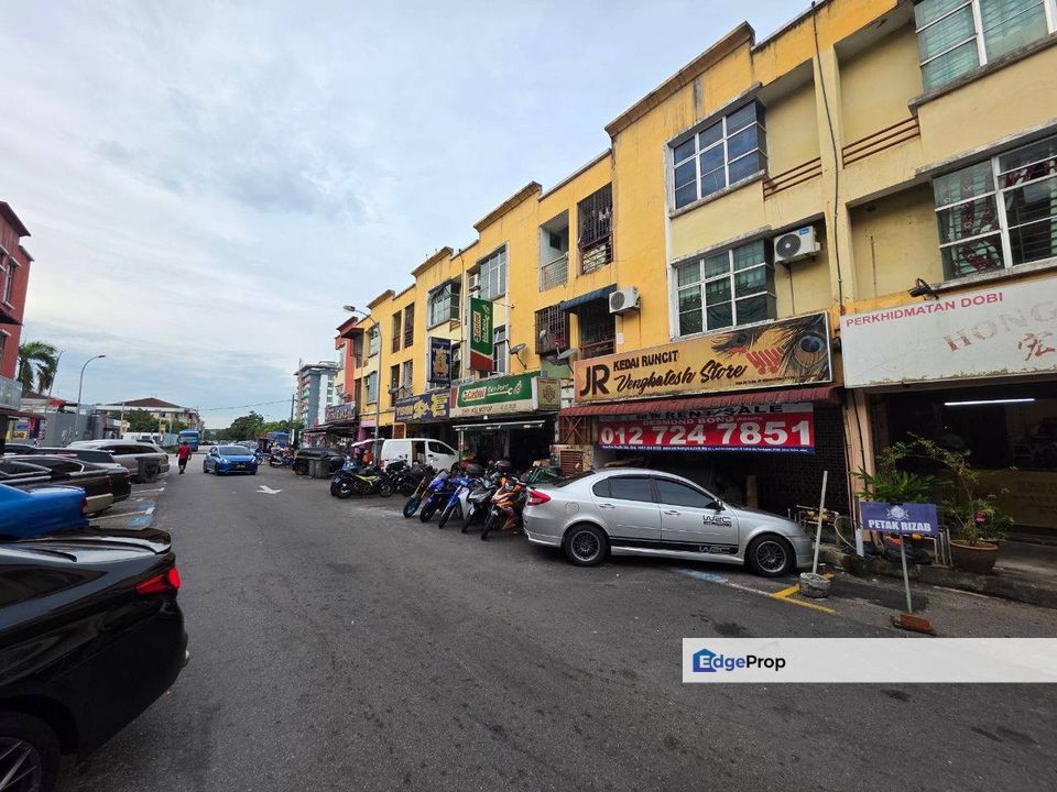 Nusa Bestari Shop Apartment Well Maintain Waking To Kfc Bukit Indah, Johor, Johor Bahru
