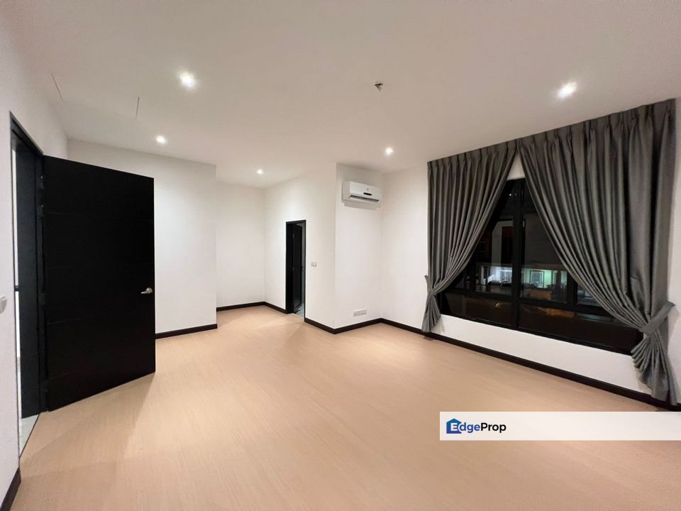Horizon Hills @ The Green Full Renovated Superlink Double Storey House, Johor, 