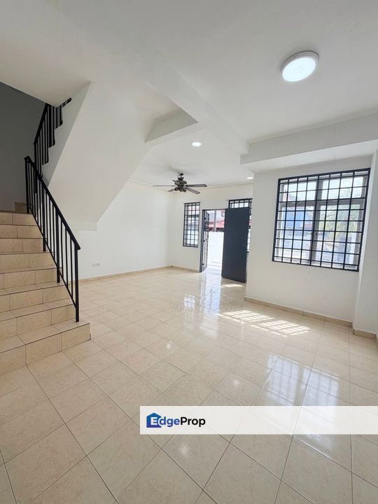 Full Loan Gelang Patah @ Jalan Nusaria New Renovated Double Storey , Johor, Gelang Patah