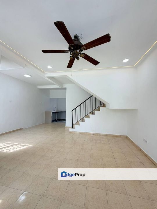 Full Loan Gelang Patah @ Jalan Nusaria New Renovated Double Storey , Johor, Gelang Patah