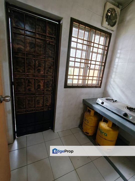 Full Loan Kulai Bandar Putra Jalan Tiong Double Storey Near Ioi Mall, Johor, Kulai