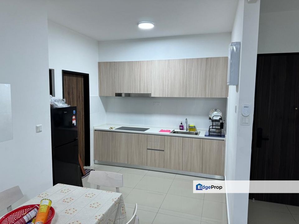 Super Near Ciq Veranda Residence 3 Bed Good Condition Danga City Mall, Johor, Johor Bahru