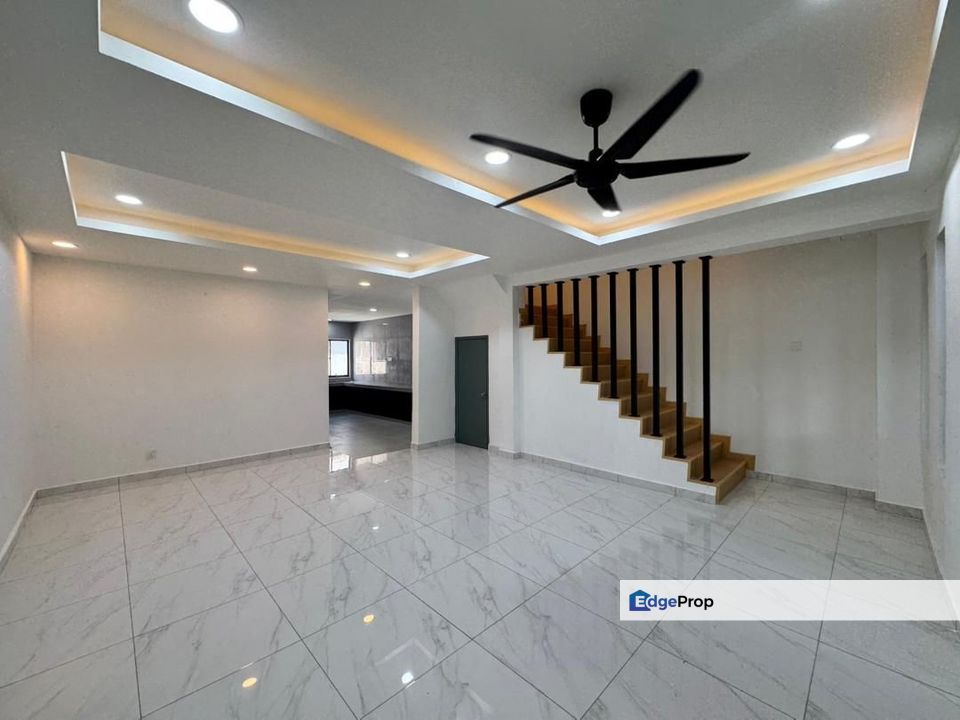 Permas Jaya @ Jalan Plentong 4/2 New Renovated Double Storey House, Johor, Johor Bahru