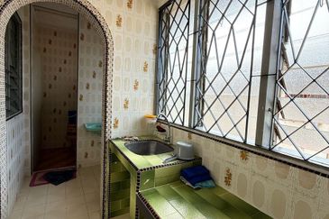 Flat Taman Ungku Tun Aminah