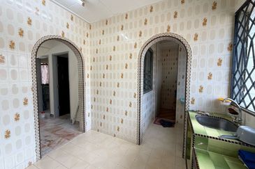 Flat Taman Ungku Tun Aminah