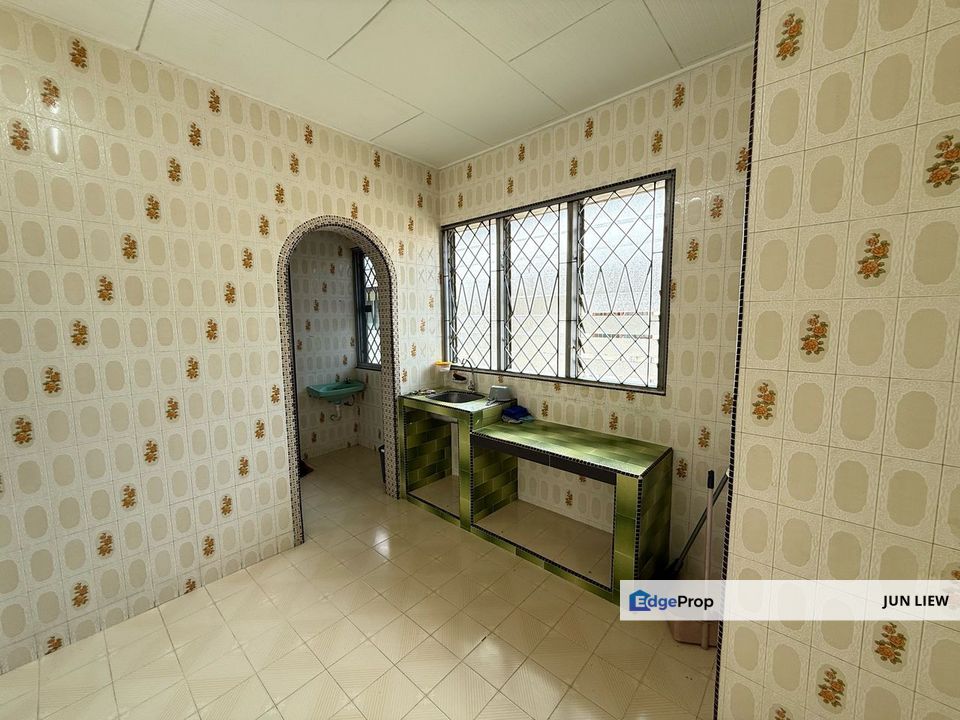 Sell Under Bank Value with good condition !!, Johor, Johor Bahru