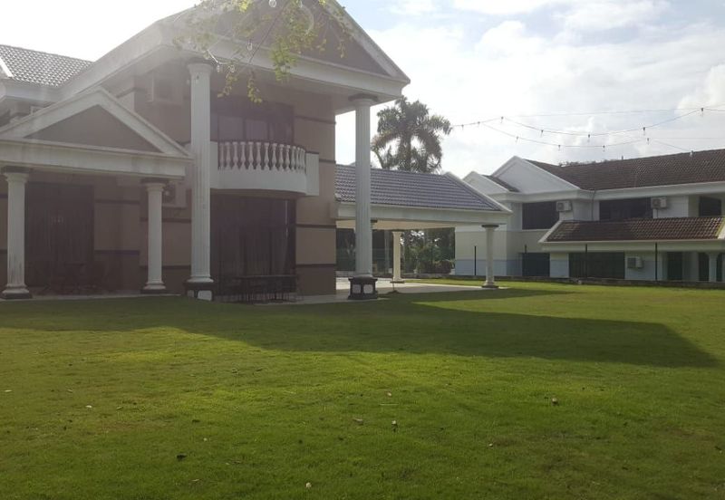 Tanjong Puteri Resort Pasir Gudang Bungalow For Sale Partial