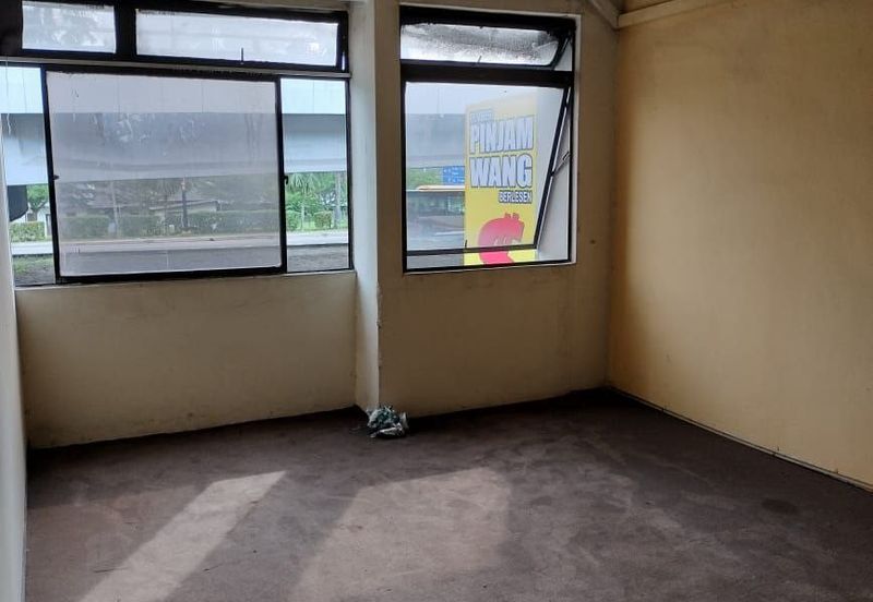 Tiram Baru Shop For Rent Bare Unit