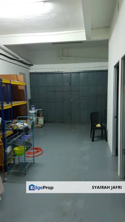 Taman Sri Putri Skudai Shop Intermediate For Rent Bare Unit, Johor, Skudai