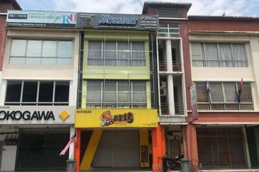 Taman Austin Perdana