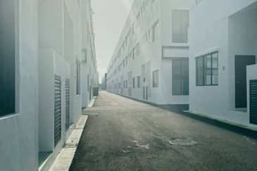 Crest Emerald Phase 2 Austin Tebrau Shop For Sale Bare Unit