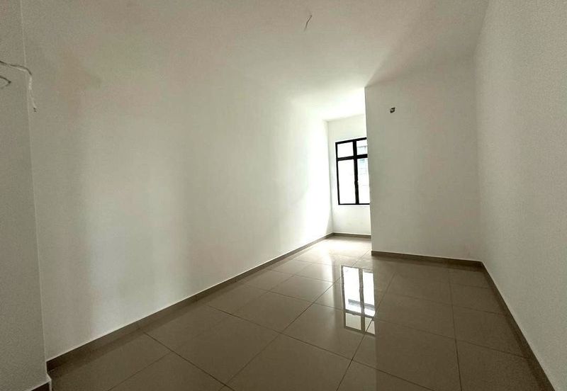 Lily 3 Bestari Indah Ulu Tiram Double Storey Terrace For Sale Corner Brand New House