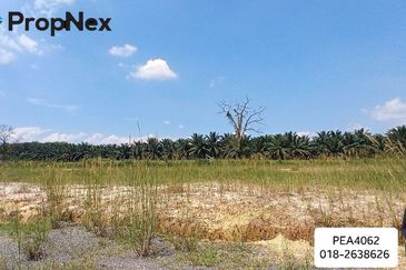 Batu 15 Kg Tenang Ulu Tiram Village Land For Sale Convert Building Status