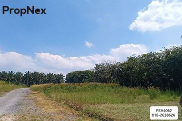 Batu 15 Kg Tenang Ulu Tiram Village Land For Sale Convert Building Status