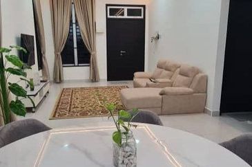 Taman R.E.M. Kota Tinggi Semi D For Sale Corner Non Bumi RM700K 