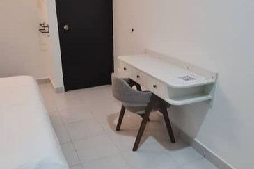 Taman R.E.M. Kota Tinggi Semi D For Sale Corner Non Bumi RM700K 
