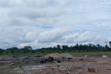 𝐓𝐀𝐍𝐀𝐇 𝐋𝐎𝐓 𝐌𝐔𝐑𝐀𝐇 𝐒𝐆 𝐍𝐀𝐆𝐀 𝐏𝐎𝐍𝐓𝐈𝐀𝐍 Mukim Api Api 