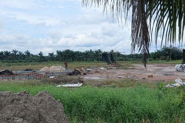 𝐓𝐀𝐍𝐀𝐇 𝐋𝐎𝐓 𝐌𝐔𝐑𝐀𝐇 𝐒𝐆 𝐍𝐀𝐆𝐀 𝐏𝐎𝐍𝐓𝐈𝐀𝐍 Mukim Api Api 