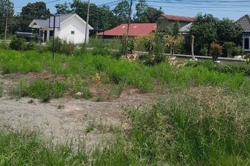 𝗔𝗡𝗔𝗛 𝗟𝗢𝗧 𝗠𝗨𝗥𝗔𝗛 𝗣𝗔𝗥𝗜𝗧 𝗟𝗔𝗣𝗜𝗦 𝗦𝗘𝗠𝗔𝗥𝗔𝗡𝗚 𝗕𝗔𝗧𝗨 𝗣𝗔𝗛𝗔T