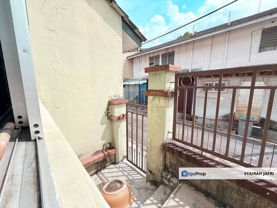 𝗡𝗶𝗯𝗼𝗻𝗴 𝗧𝗮𝗺𝗮𝗻 𝗗𝗮𝘆𝗮 𝗝𝗼𝗵𝗼𝗿 𝗕𝗮𝗵𝗿𝘂 , Johor, Johor Bahru