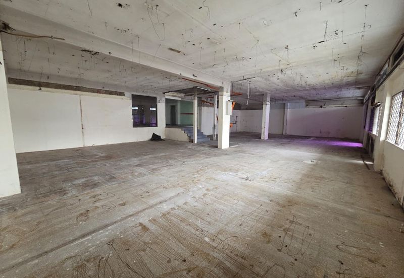 𝗖𝗼𝗺𝗺𝗲𝗿𝗰𝗶𝗮𝗹 𝗝𝗮𝗹𝗮𝗻 𝗗𝘂𝗸𝗲 𝗝𝗼𝗵𝗼𝗿 𝗕𝗮𝗵𝗿𝘂 𝗧𝗼𝘄𝗻 