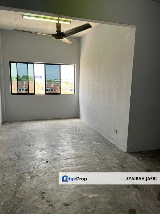 𝗙𝗹𝗮𝘁 𝗧𝗮𝗺𝗮𝗻 𝗚𝗮𝘆𝗮 𝗨𝗹𝘂 𝗧𝗶𝗿𝗮𝗺 𝗥𝘂𝗺𝗮𝗵 𝗨𝗻𝘁𝘂𝗸 𝗦𝗲𝘄𝗮, Johor, Ulu Tiram