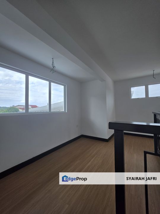 𝗕𝗮𝗻𝗴𝗹𝗼 𝗕𝗮𝗿𝘂 𝗡𝗼𝗻𝗴𝗰𝗵𝗶𝗸 𝗛𝗲𝗶𝗴𝗵𝘁𝘀 𝗥𝗶𝘇𝗮𝗯 𝗠𝗲𝗹𝗮𝘆𝘂, Johor, Johor Bahru