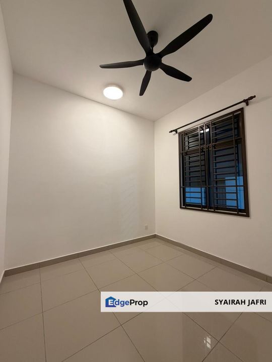 𝐓𝐚𝐦𝐚𝐧 𝐍𝐮𝐬𝐚 𝐃𝐮𝐭𝐚 𝟓 𝐓𝐞𝐛𝐫𝐚𝐮 𝐑𝐮𝐦𝐚𝐡 𝐓𝐞𝐫𝐞𝐬 𝐒𝐞𝐰𝐚, Johor, Johor Bahru