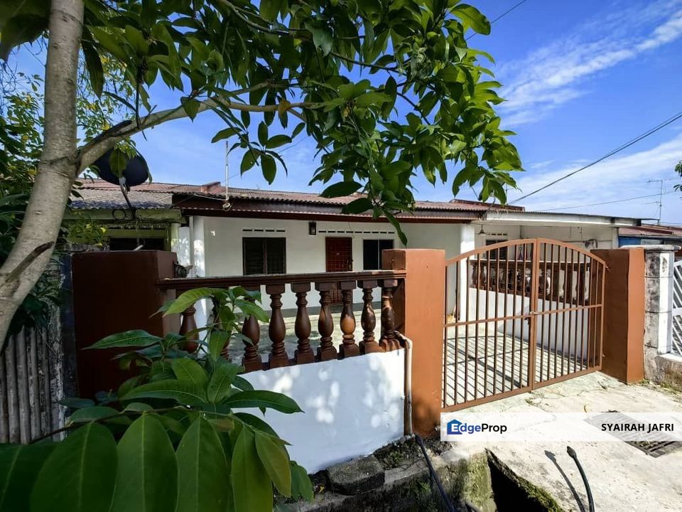 𝗙𝗼𝗿 𝗦𝗮𝗹𝗲 𝗧𝗮𝗺𝗮𝗻 𝗕𝘂𝗸𝗶𝘁 𝗝𝗮𝘆𝗮 𝗟𝗼𝘄 𝗖𝗼𝘀𝘁 𝗧𝗲𝗿𝗿𝗮𝗰𝗲 𝗛𝗼𝘂𝘀𝗲, Johor, Ulu Tiram