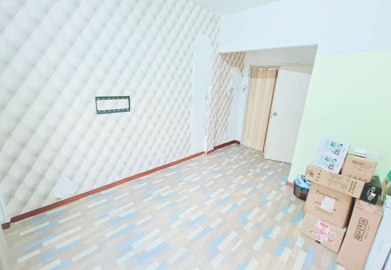 Ria 1 Apartment, Taman Megah Ria