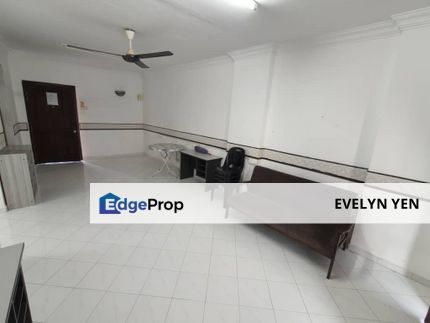 Bandar Seri Alam @ Apartment @ Partial Furnished., Johor, Masai